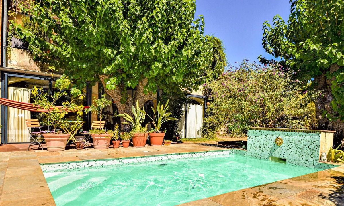 Montaren-et-Saint-Mediers House | Beautiful rustic cottage near Uzès with pool and magnificent garden.