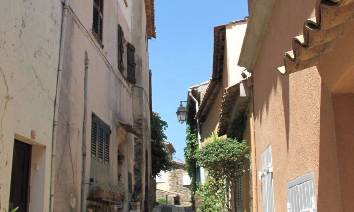 Port Cogolin Apartment | Beautiful apartment for 4 guests with WIFI, TV and patio