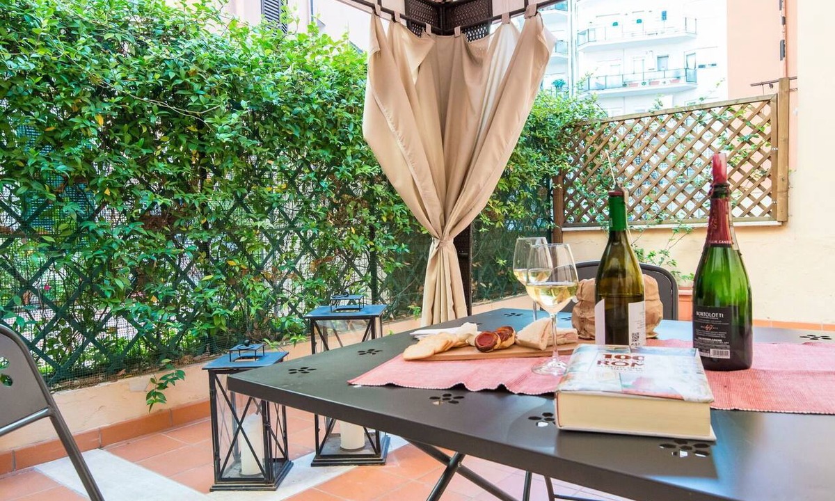 Quartiere XIII Aurelio Apartment | Beautiful apartment for 4 guests with WIFI, A/C, TV, terrace and pets allowed