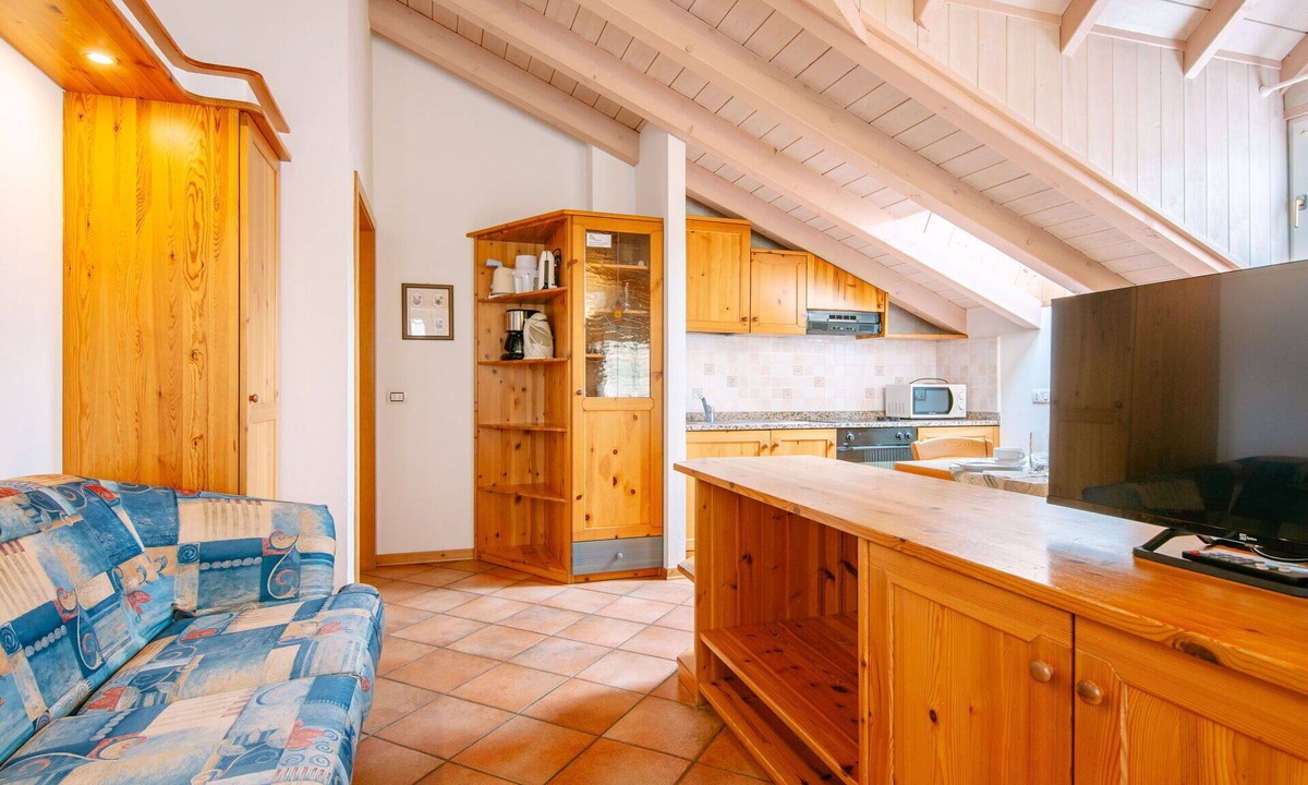 Fontanazzo Apartment | Beautiful apartment for 6 guests with WIFI, TV and balcony
