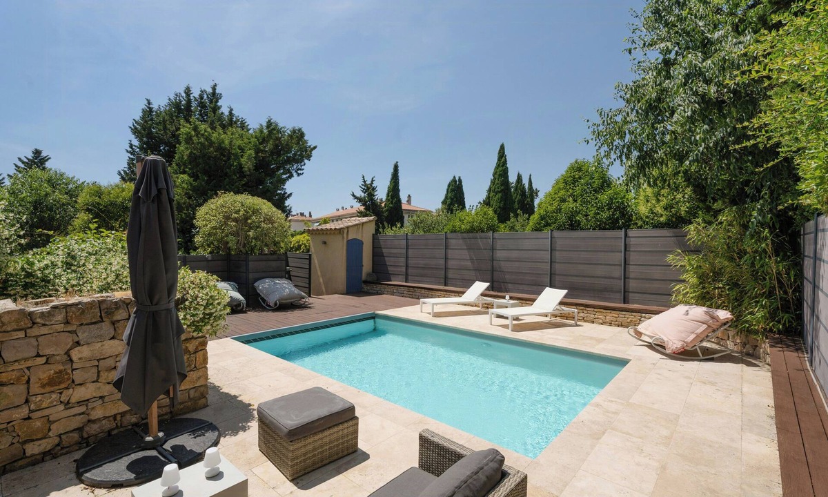 Est House | Beautiful villa with salt pool in Aix