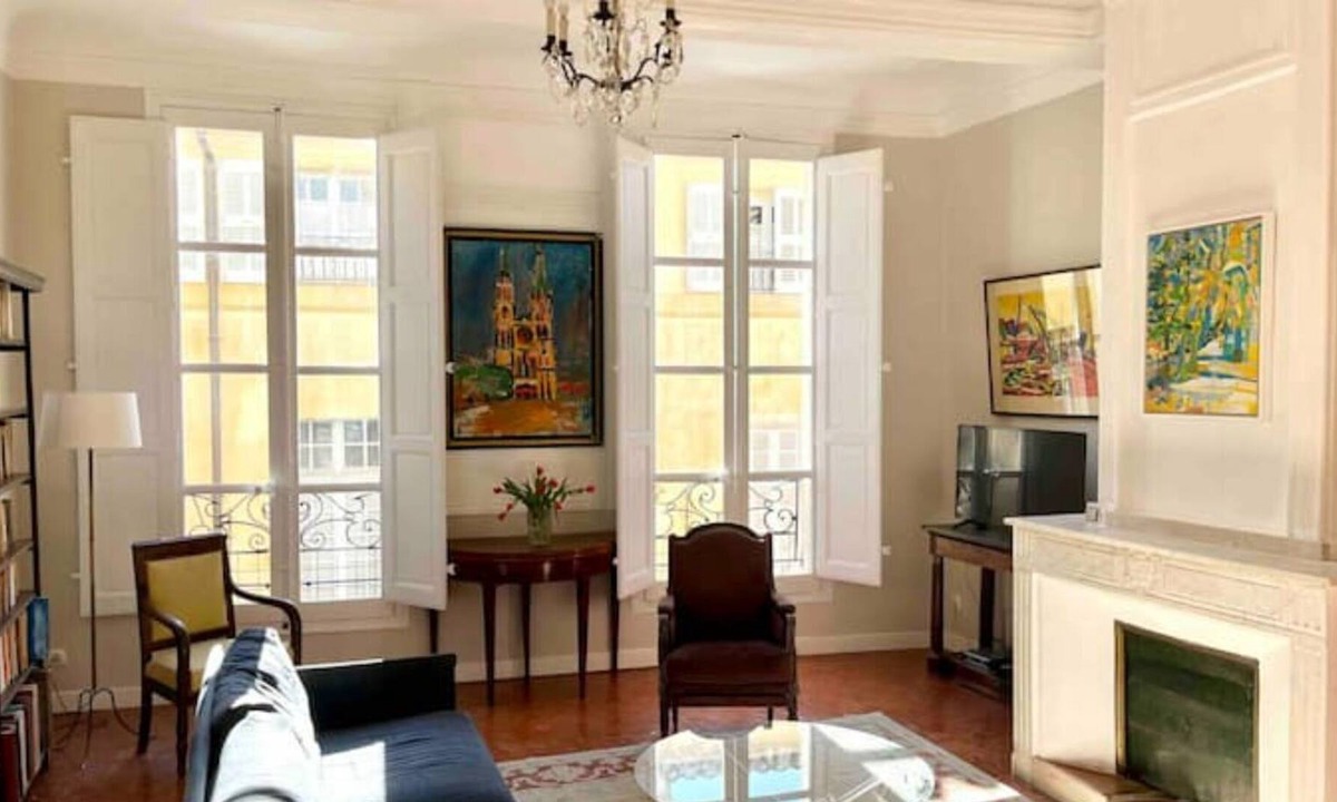 Mazarin Quarter Apartment | Bel Appartement Centre Historique