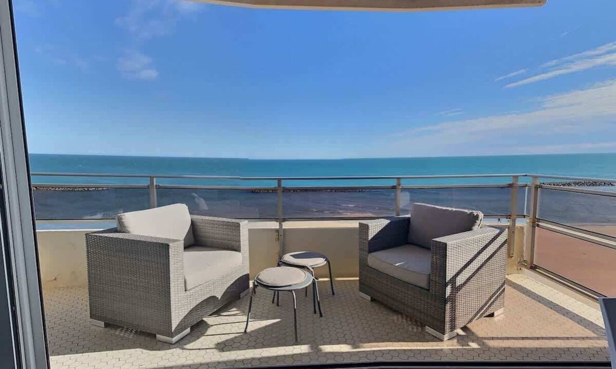 Valras-Plage Apartment | Bel Horizon – Magnificent apartment with panoramic sea view