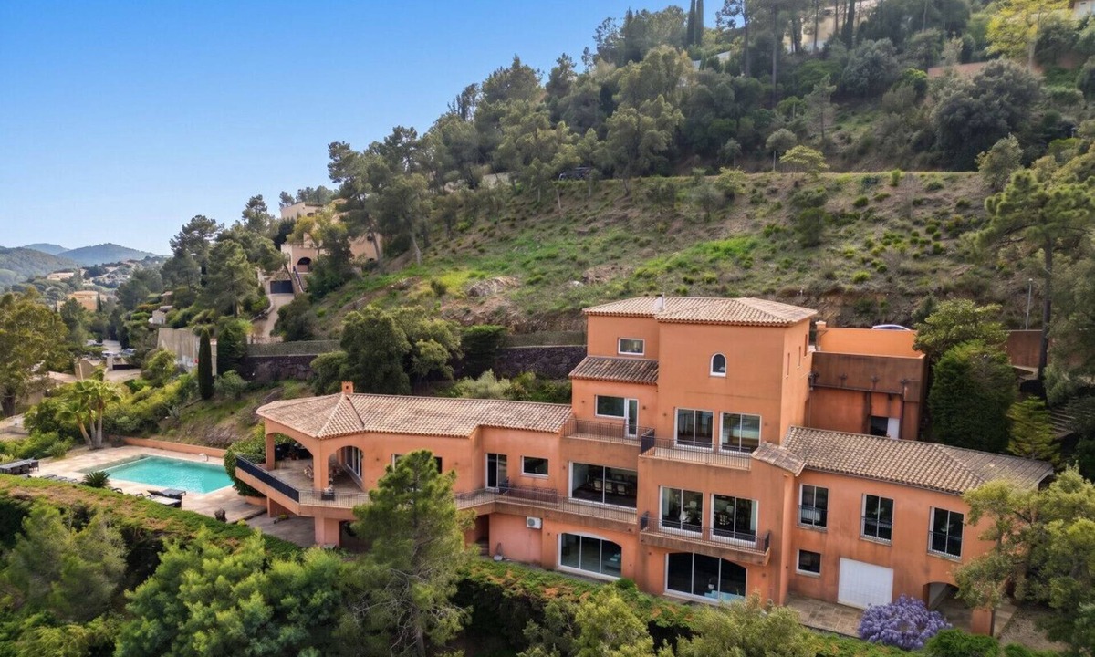 Espero-Pax Villa | 🌅 Breathtaking Panoramic Views over Théoule