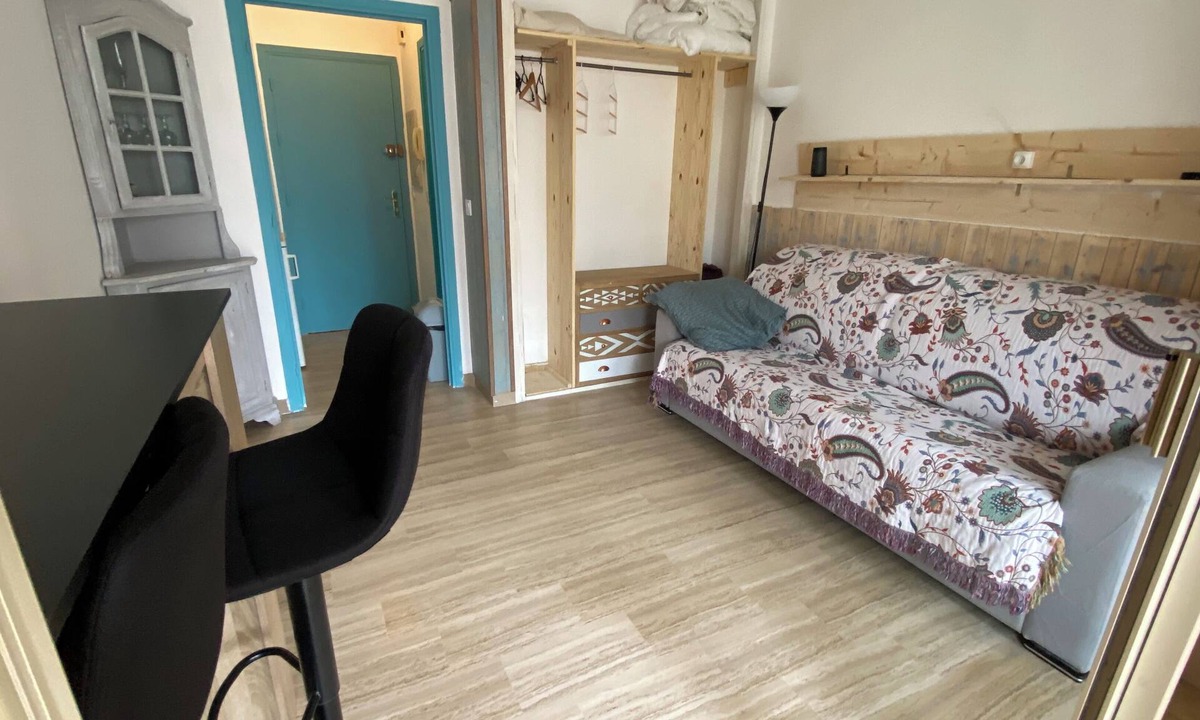 California - Pezou Apartment | Bright Cannes Studio – Walk to Beach, Palais & Shopping