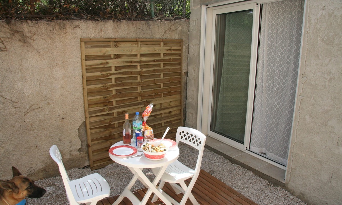 Cassis Apartment | Calanque de port miou studio - 2 minutes walk from the calanque