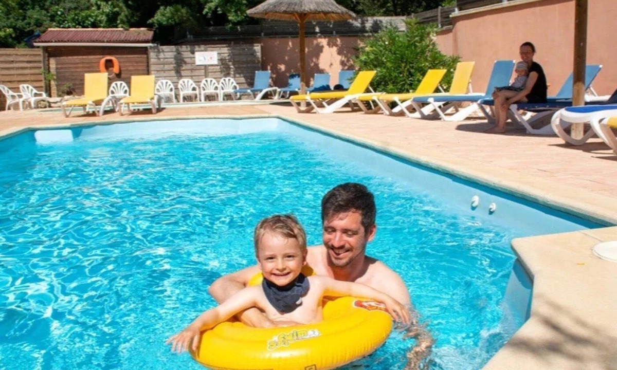 Saignon House | Camping 4 étoiles - Piscine - ccbehhb