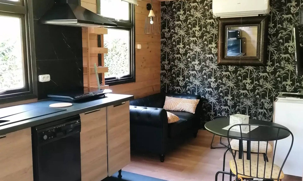 Paluds de Noves Ski Chalet | Campsite Verbela village * - Chalet 24m2 - 1 bedroom 2 people