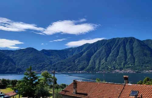 Ossuccio Apartment | Casa BRUGIDIO