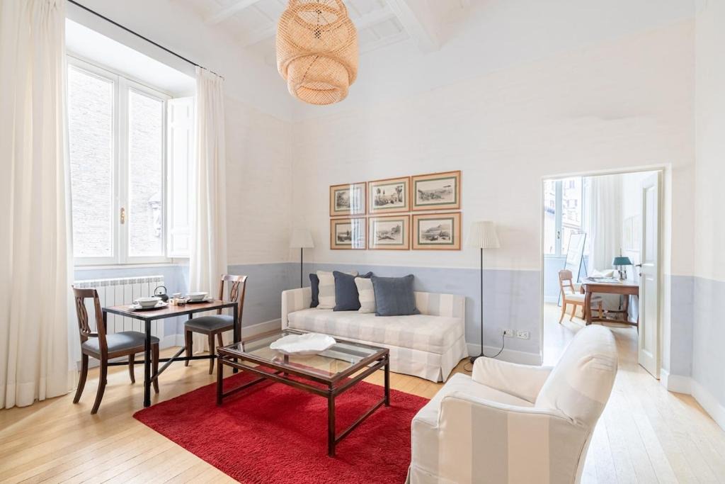 Rione VII Regola Apartment | Casa Giulia, a Burghesius home