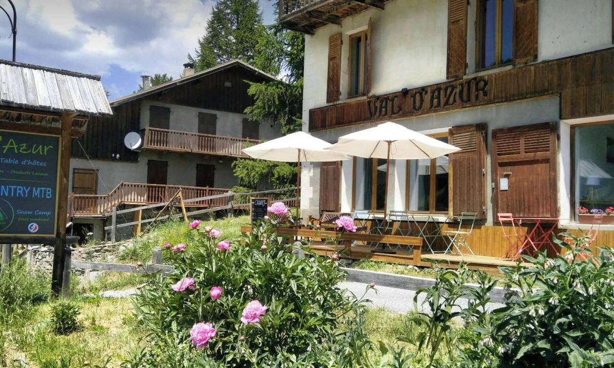 Molines-en-Queyras Bed & Breakfast | CASA-Salon Bocca di Rosa suite pour 6 personnes