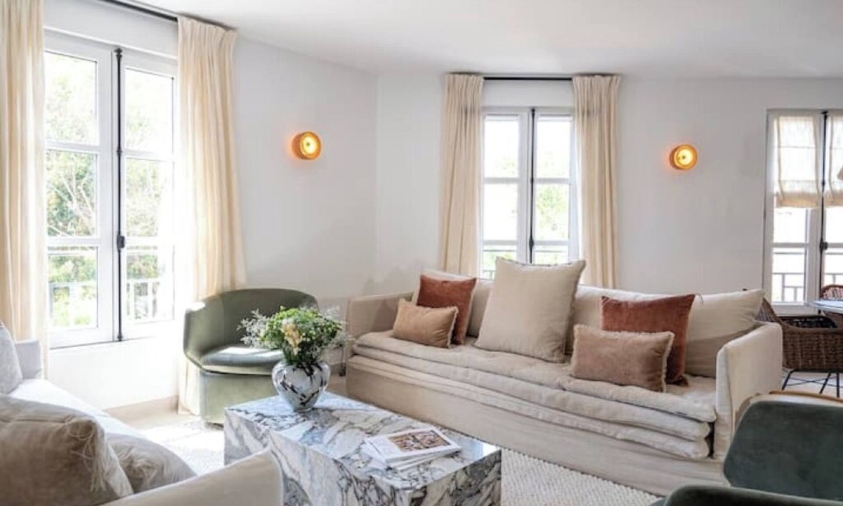 Saint-Tropez City Centre Apartment | CASITA 2- Place des Lices- 2 bedrooms and parking