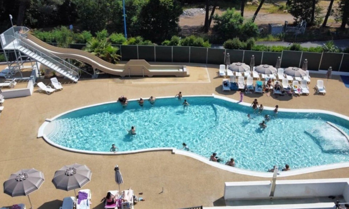 Mandelieu-La-Napoule Ski Chalet | Chalet 4 étoiles - Piscine - ccbgaa0