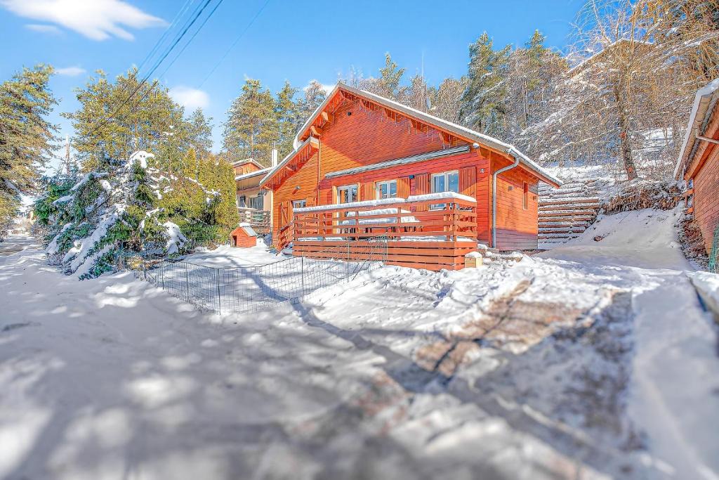 Seyne House | Chalet entier avec spa 6 personnes