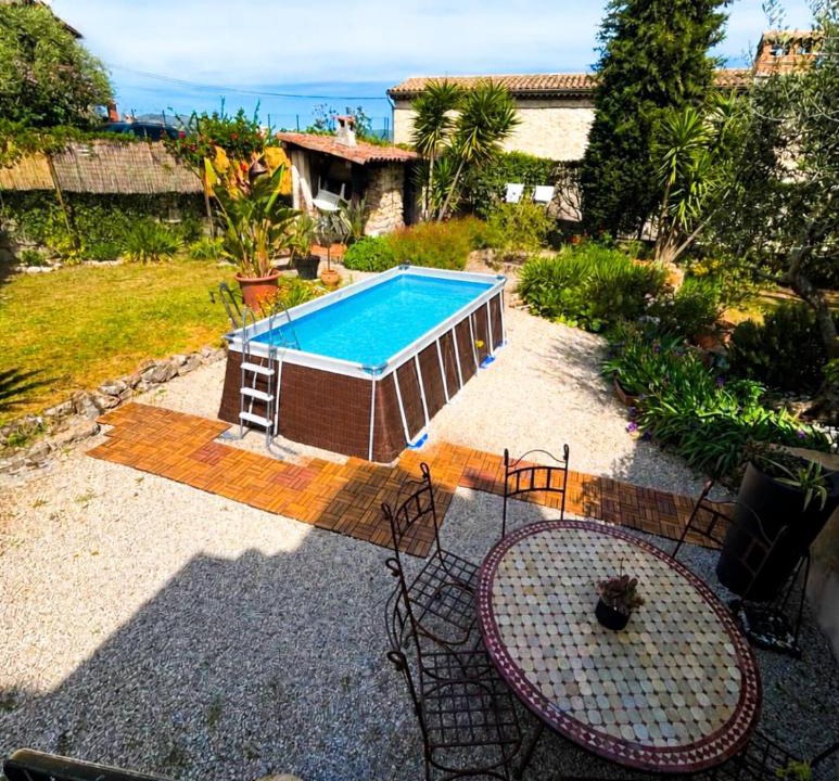 Chateauneuf-Villevieille Apartment | Charmante maison au calme - Piscine - Jardin - Parking - à 30min de Nice