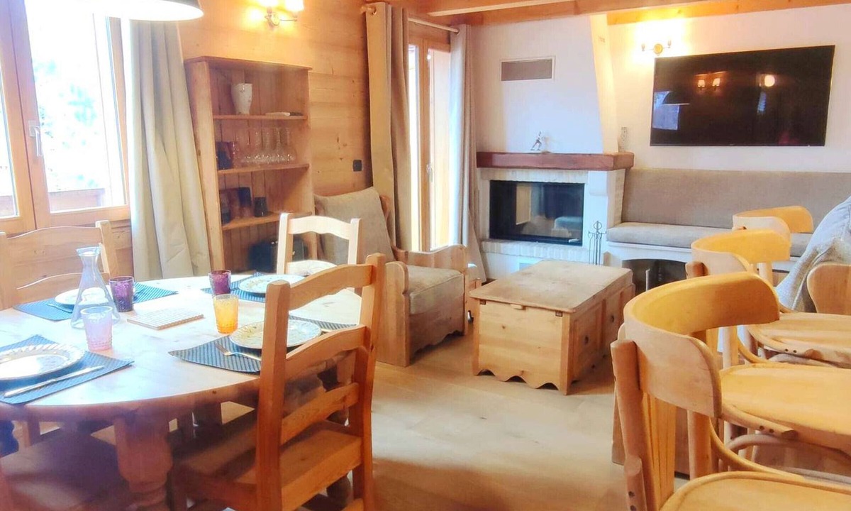 Isola Ski Chalet | Charming chalet in Isola 2000 with fireplace