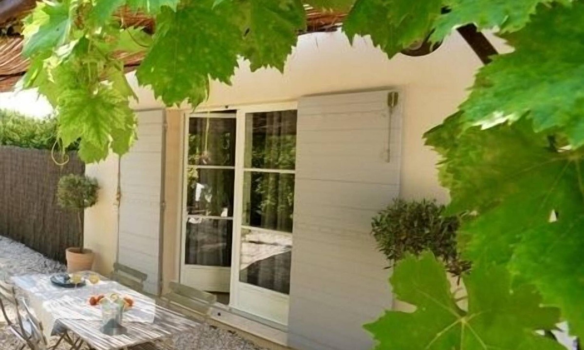 Aix-en-Provence Cottage | Charming Cottage - with a calm garden and a pool