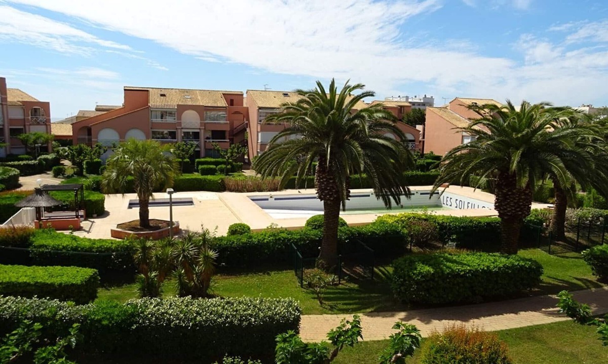 Palavas-les-Flots Apartment | Charming F2 Mezzanine, A/C, Pool, South, Parking, Near Beach and Village in Palavas