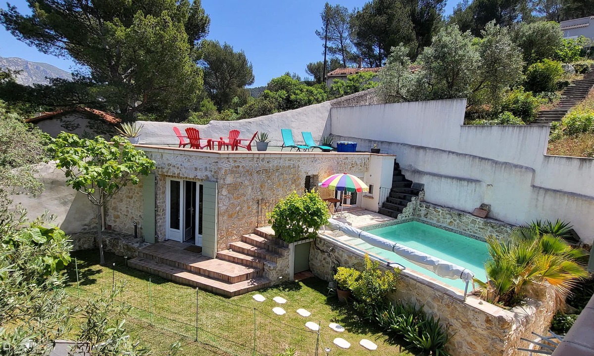 Le Redon House | Charming house with swimming pool