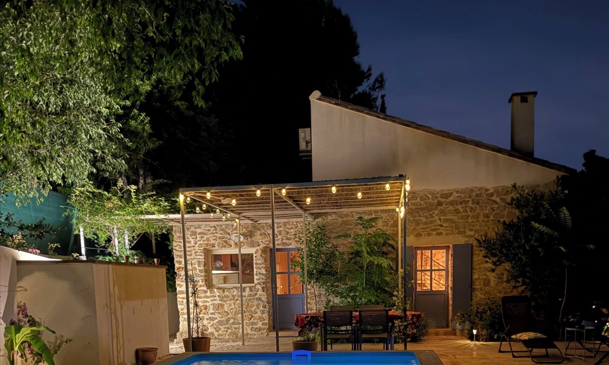 Lunel House | Charming Provencal Mazet, garden and terrace, 2 bedrooms