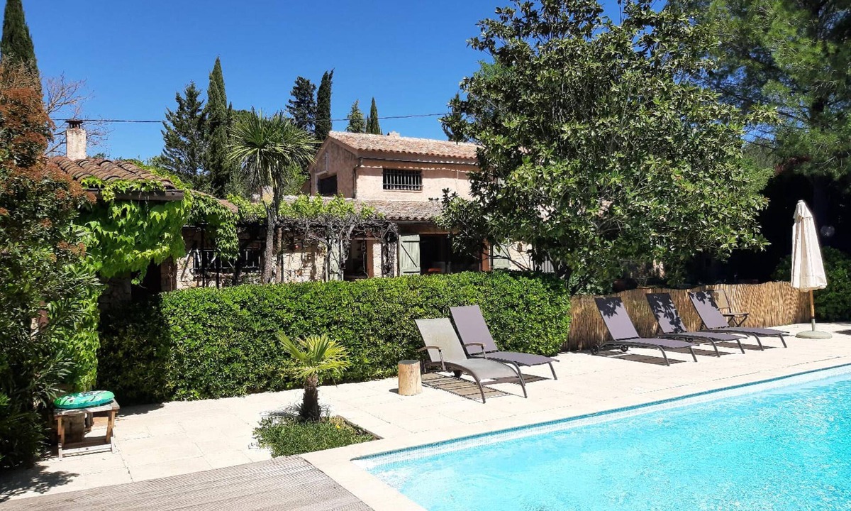 Lorgues House | Charming stone house with airco and a large pool
