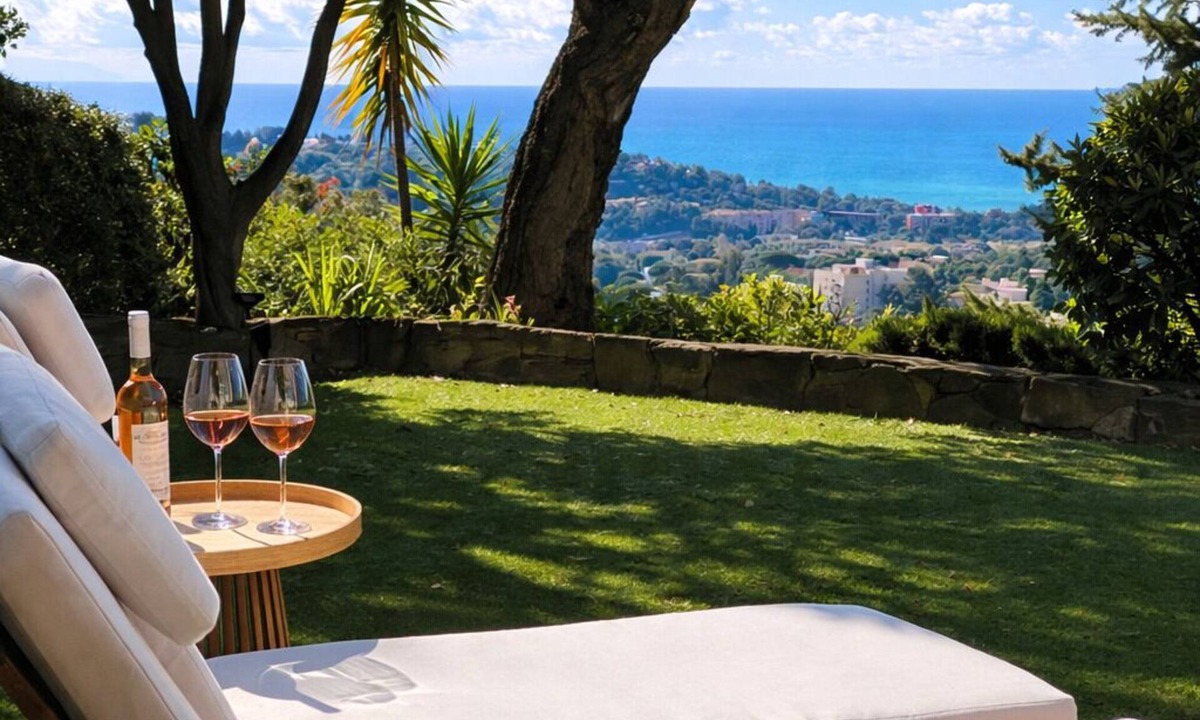 Cavalaire-sur-Mer House | Charming villa - stylish, quiet, relaxing *New at FeWo*