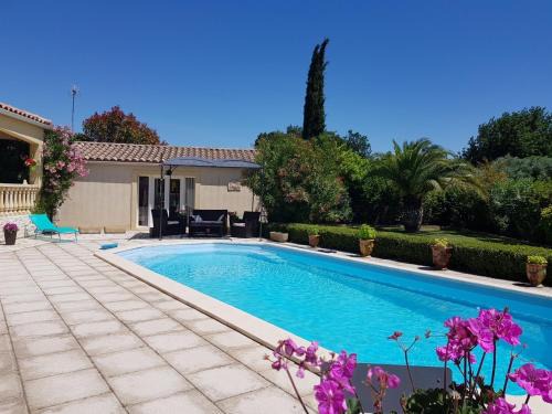 Arpaillargues-et-Aureillac Bed & Breakfast | " Chez NADOU " 2 Chambres d' Hôtes dans maison indépendante à 4 Kms d'Uzès
