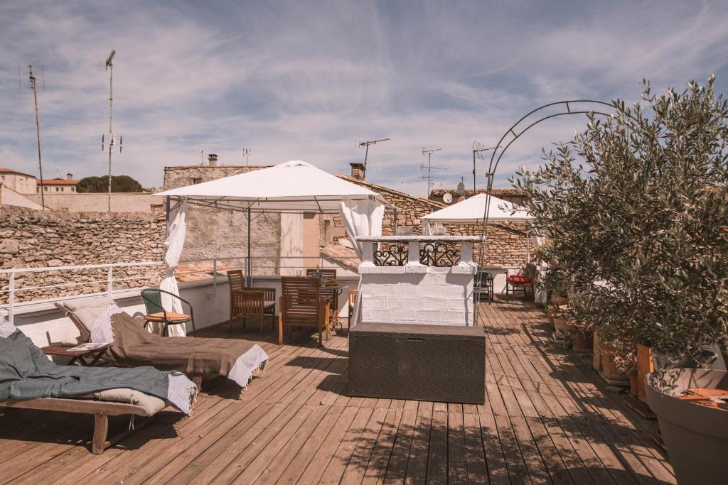 Faubourg Apartment | Chez Pepito & Zaza hypercentre rooftop garage