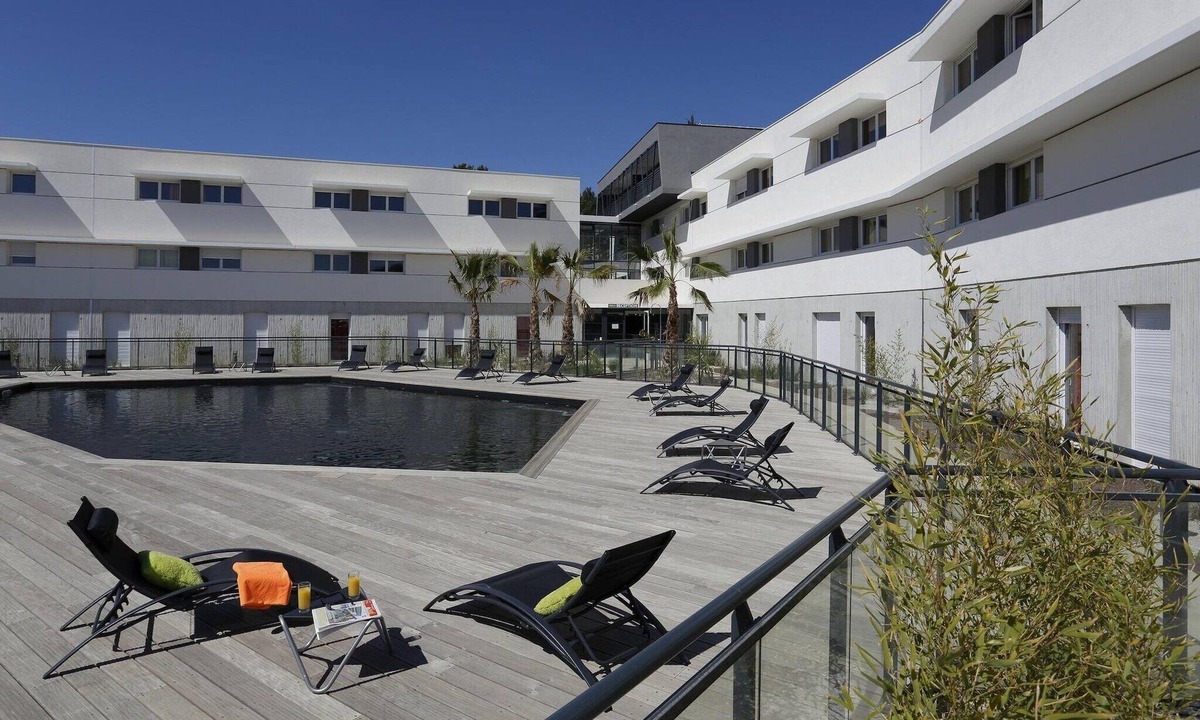 Saint-Jean-de-Vedas Apartment | City Access Stay Near Montpellier
