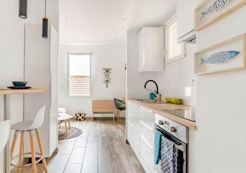 16th Arrondissement Apartment | Cocon calme & lumineux - Port de L'Estaque