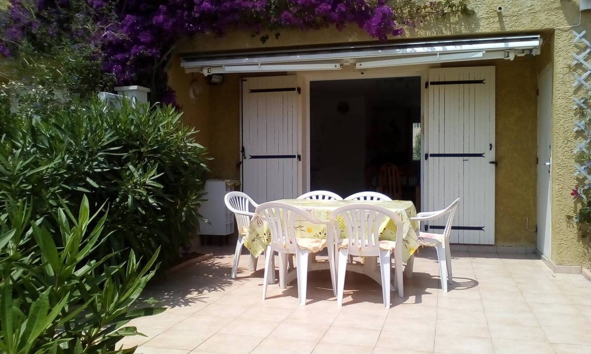 Le Barcares Villa | Comfortable villa, air conditioning - 6 guests