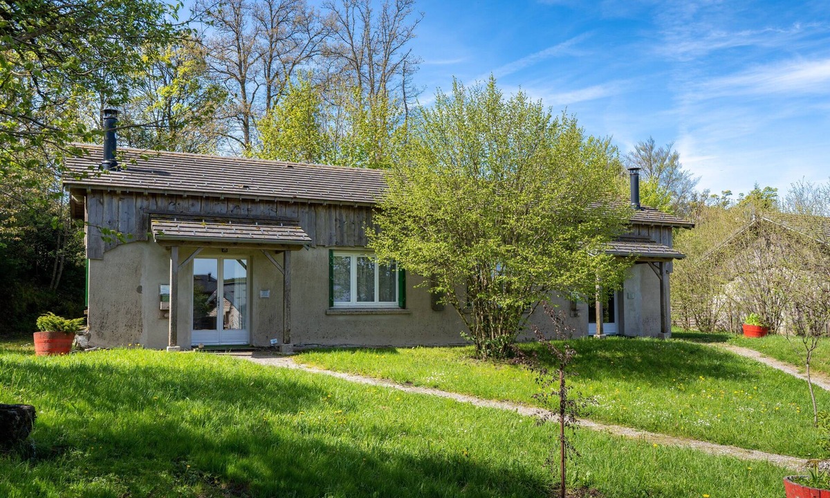 Le Soulie House | Cool Nature Retreat with Pool in the Heart of the Forest