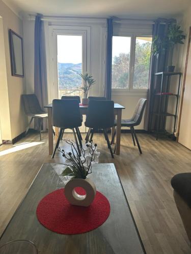 Chateau-Arnoux-Saint-Auban Apartment | COQUELICOT Appartement 4 à 6personnes