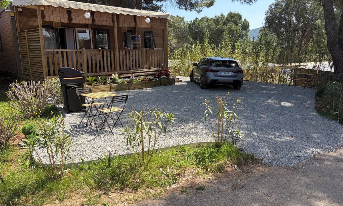 La Crau House | Cosy 3 bed mobile home, swimming pool