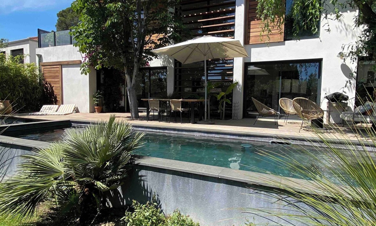 Nord House | Country in the city! A privileged setting just 8 minutes' walk from the town center