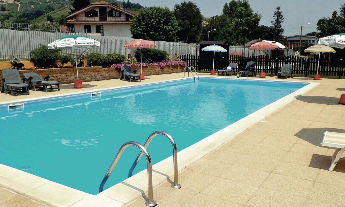 San Matteo Apartment | Cozy apartment in Cisterna d´Asti AT with sauna
