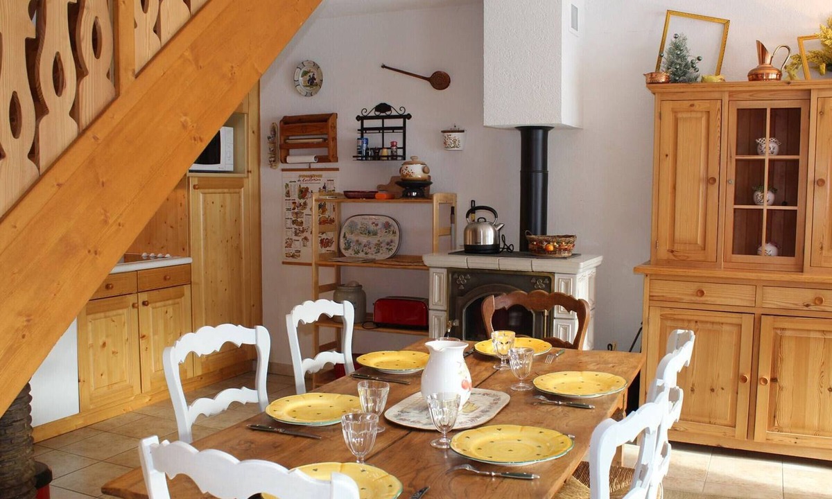 Les Claux Apartment | Cozy apartment for 6 with mezzanine and garage in Vars