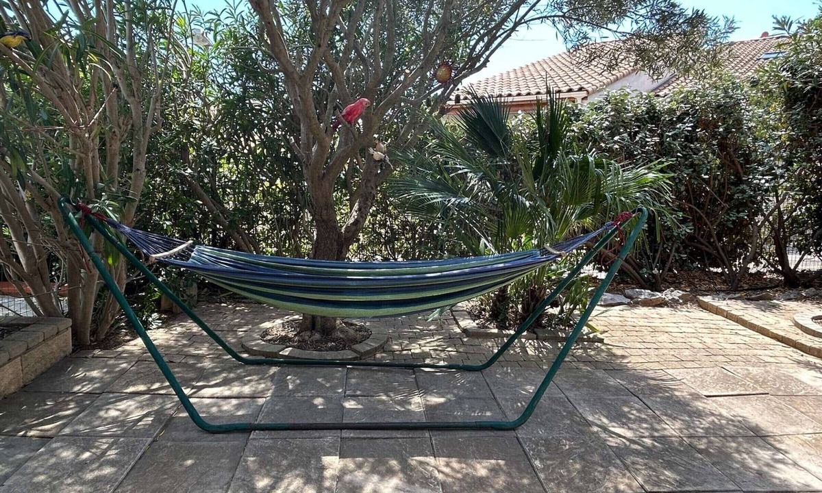 Saint-Pierre-la-Mer House | Cozy Beachside Maisonette: Terrace, Secure Pool, 7 Sleeps, Close to Amenities
