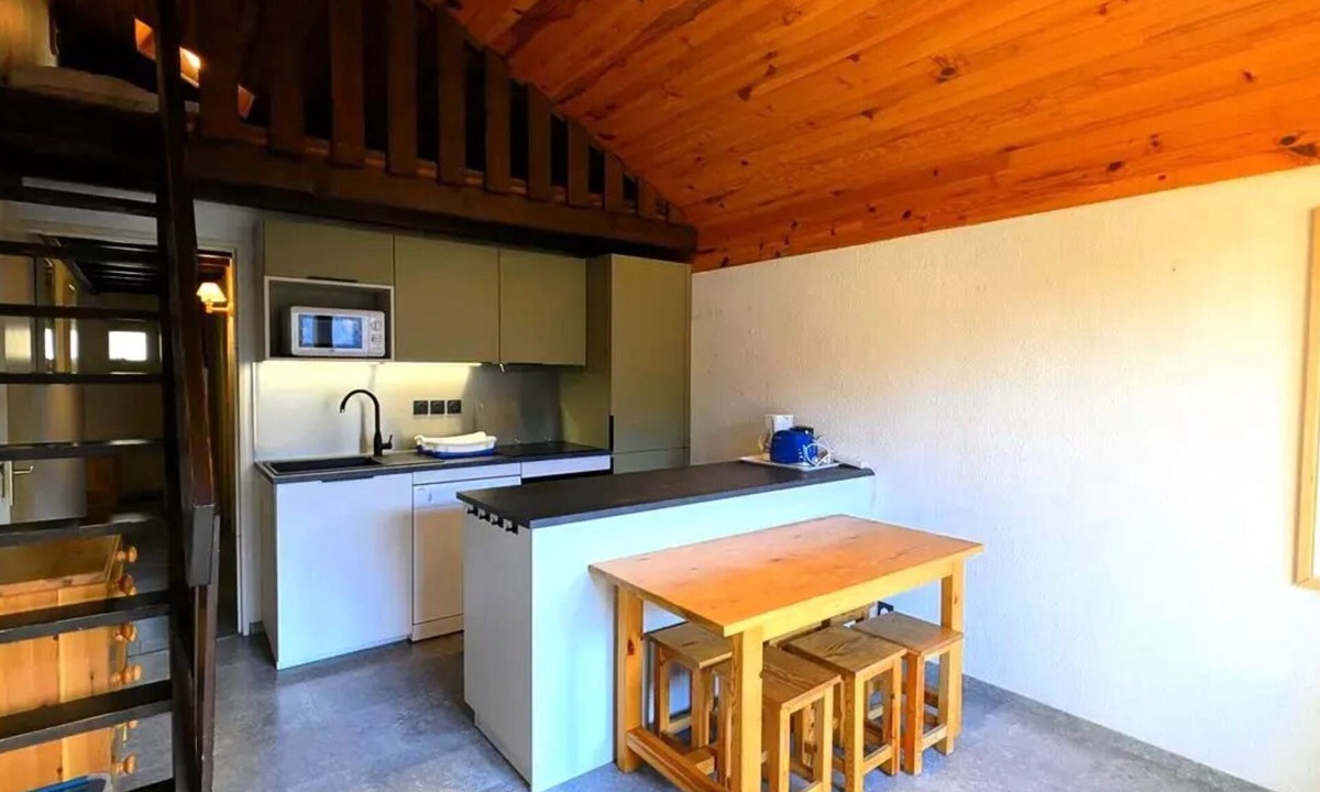 Vallouise-Pelvoux Apartment | Cozy mountain apartment for 6 people