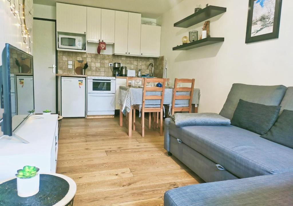 Isola House | Cozy ski chalet Wifi on slopes