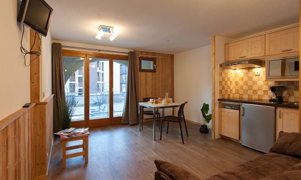 Briancon Apartment | Cozy Studio · Ski-in/ski-out · Wifi · Pet-friendly