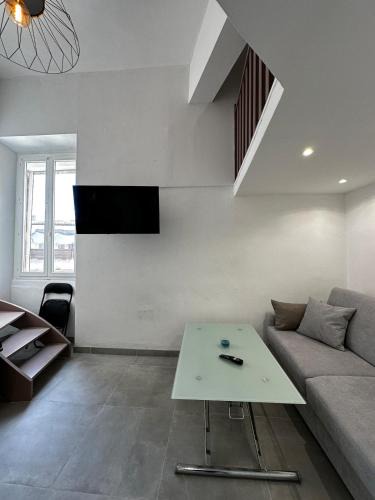 Quartier Administrations Apartment | Duplex proche Arènes