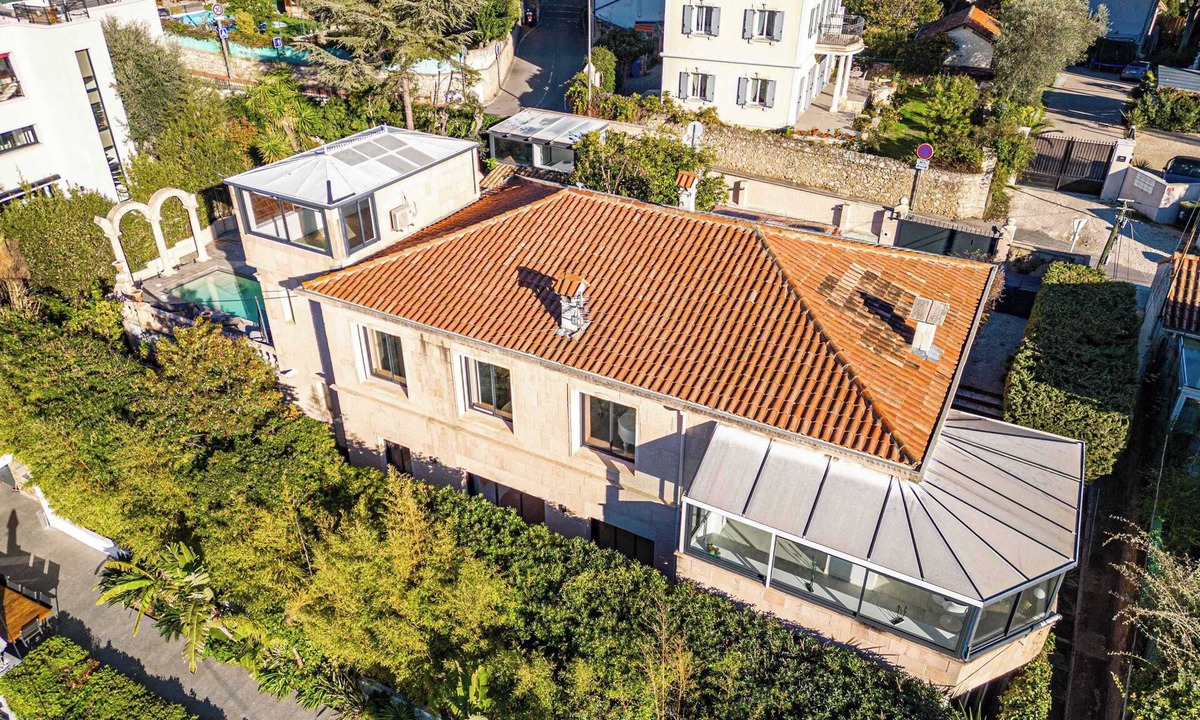 Carnot Apartment | ELEGANT PRIVATE VILLA WITH POOL & GARDEN , 5 MIN TO CENTRAL CANNES
