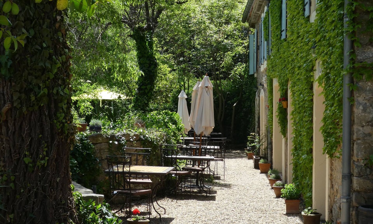 Olonzac Bed & Breakfast | Eloi Merle B&B