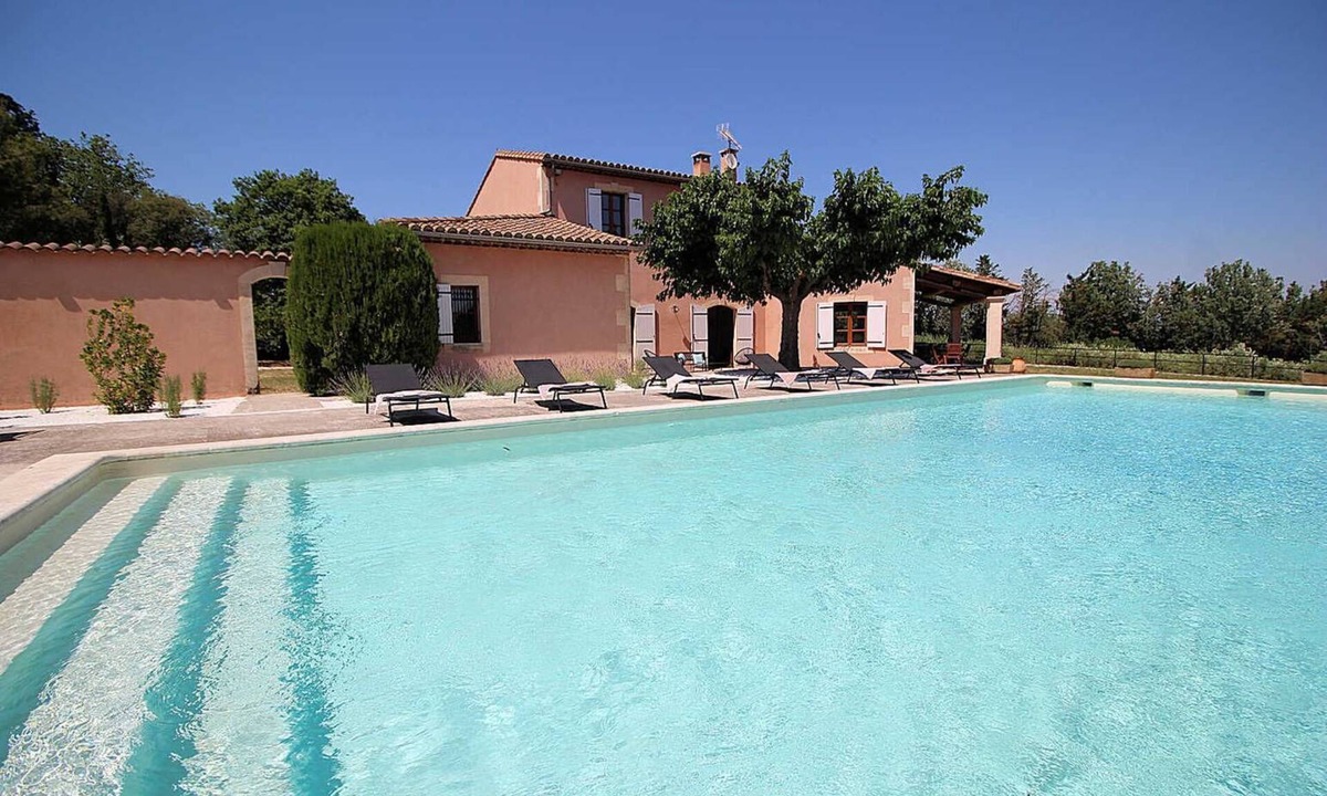 Noves House | Exceptional landhouse, not overlooked, large pool, Noves, Alpilles, pets allowed (2).