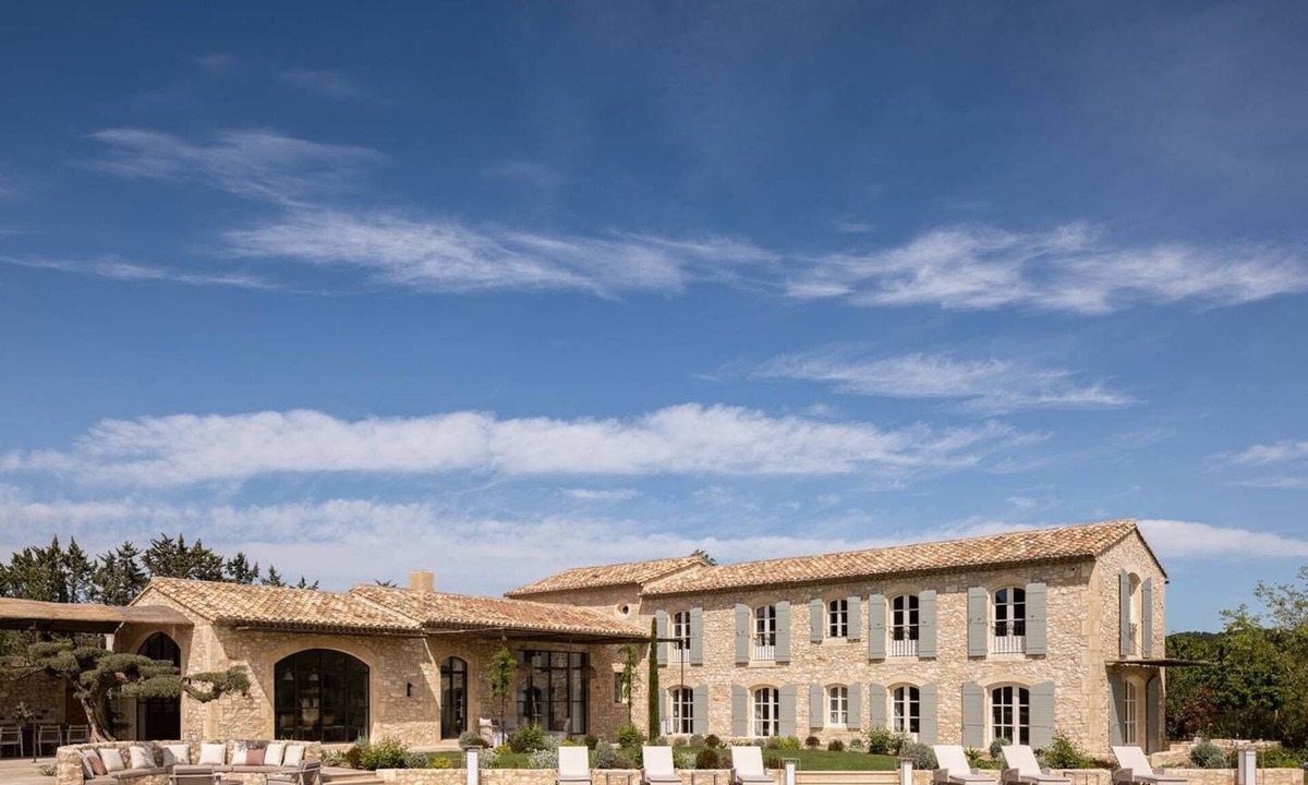 Eygalieres House | Eygalières – An elegant property with extensive grounds – Sleeps 14