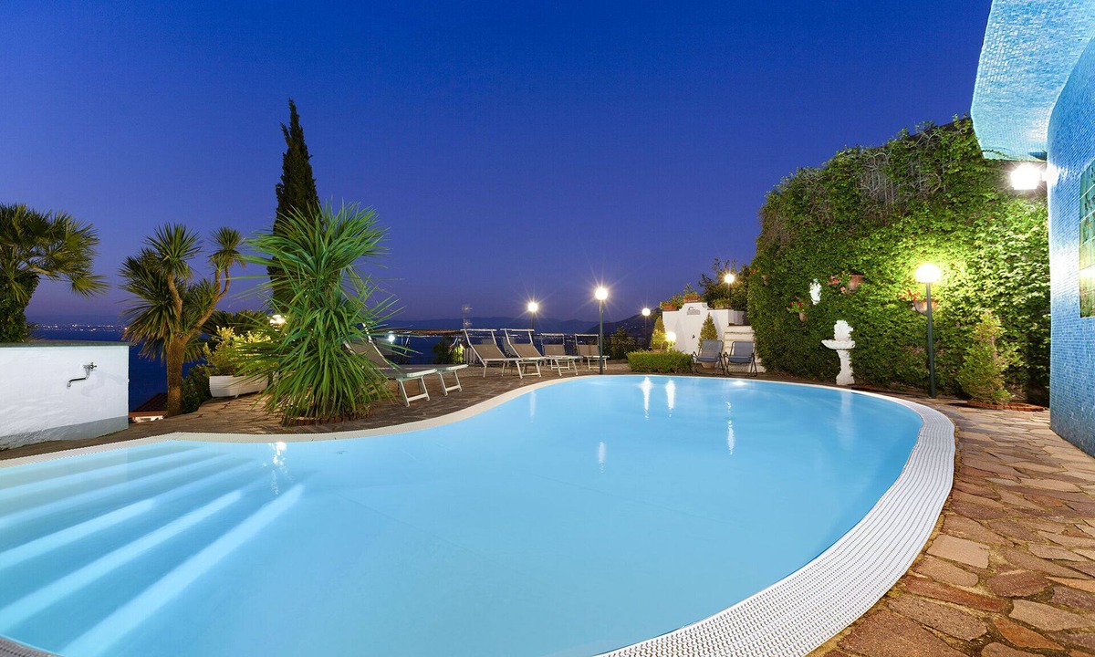 Sorrento Villa | Family-friendly -sea view-private villa-private swimming pool-air conditioning