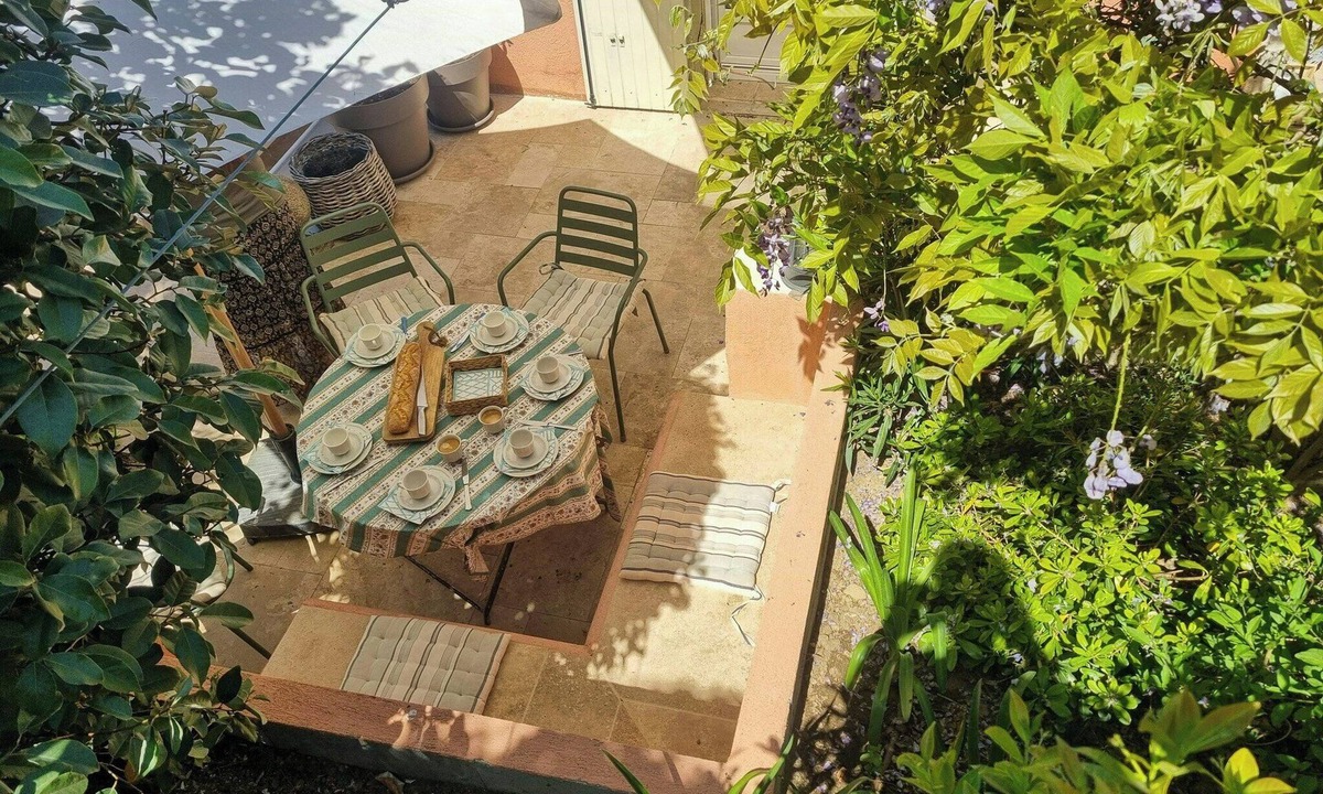Cogolin House | family house with views over Saint-Tropez