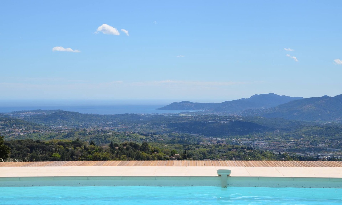 Chateauneuf-Grasse House | Family vacation-Extraordinary villa- Panoramic view30minutes fromNice
