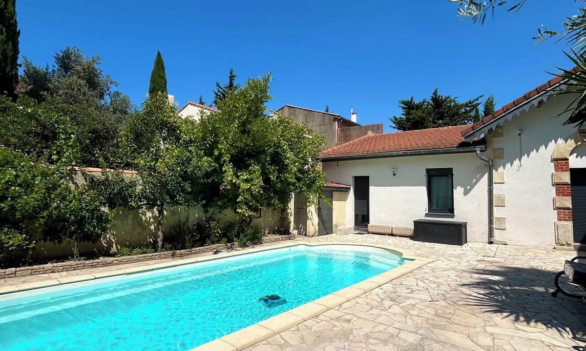 Route de Beaucaire Villa | Family villa with a private pool, 10 minutes from downtown and 30 minutes from the beaches
